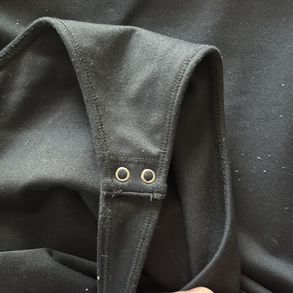 Abercrombie One-Shoulder Bodysuit - Picture 5 of 5